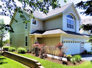 474 Vaughn Cir, Aurora, IL 60502