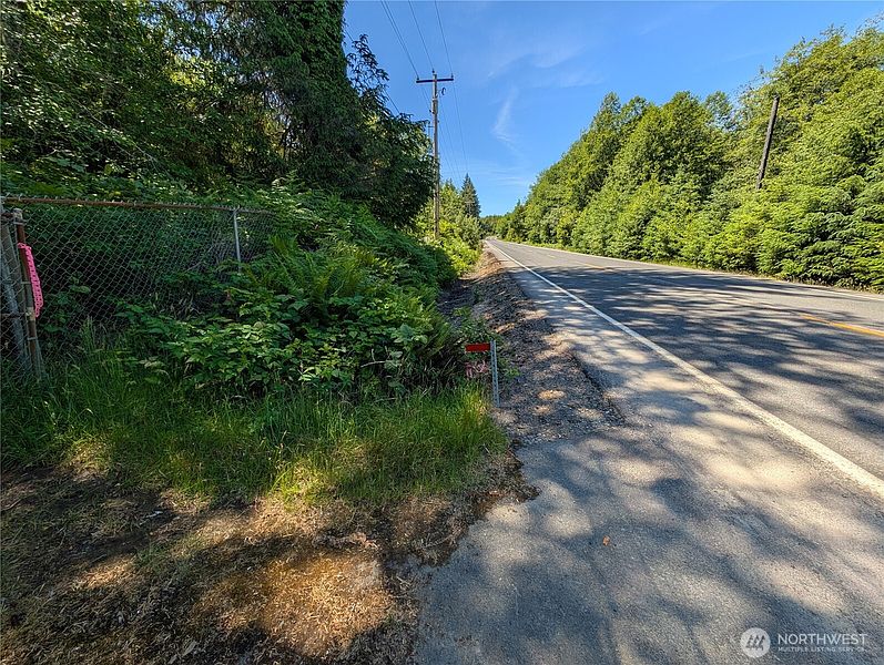5th image of 181327 Hwy 101 Highway
