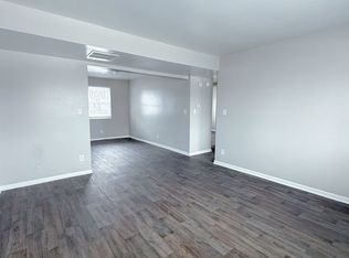 Village Place, Rochester, IN 46975