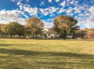 1018 E Melton Dr, Jay, OK 74346