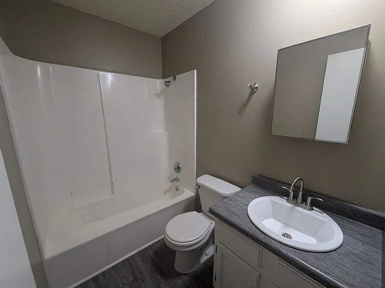 Remodeled AND Affordable Heber Springs Apartments. — Photo 10