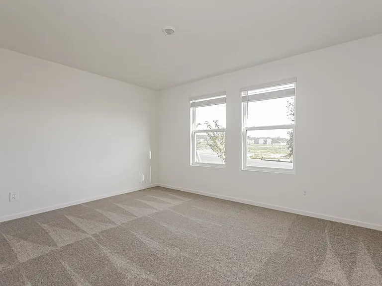 543 Artemis St — Photo 11