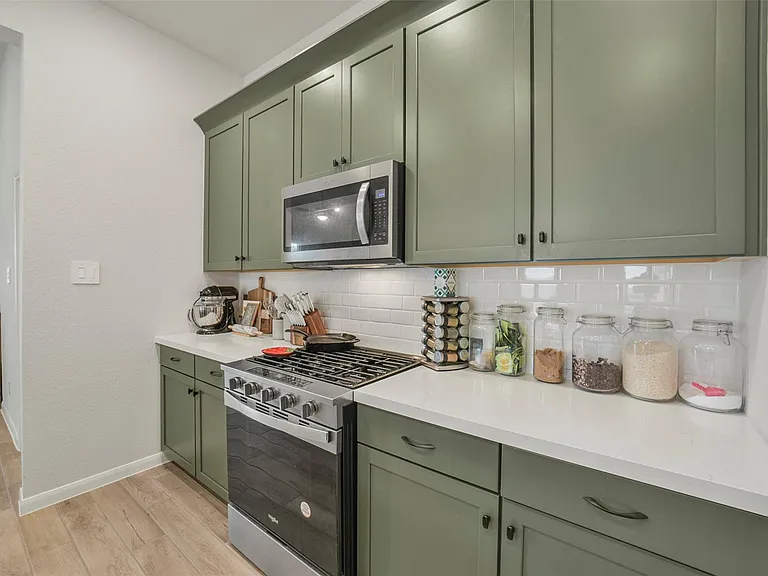 5202 Hazel Vista Ln — Photo 10