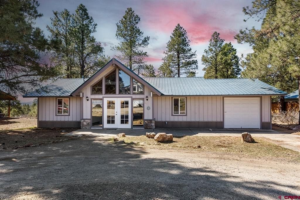 62 W Golf Place