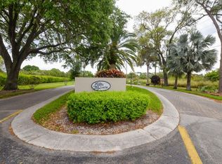 19 Lake Vista Trl APT 205, Port Saint Lucie, FL 34952