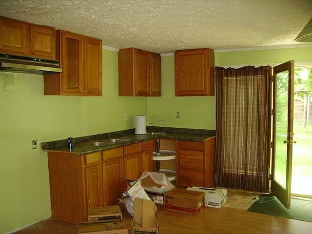 2nd image of 1528 Folly Grove Rd