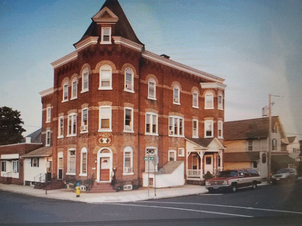 1st image of 101 1/2 N 7th St APT 2A