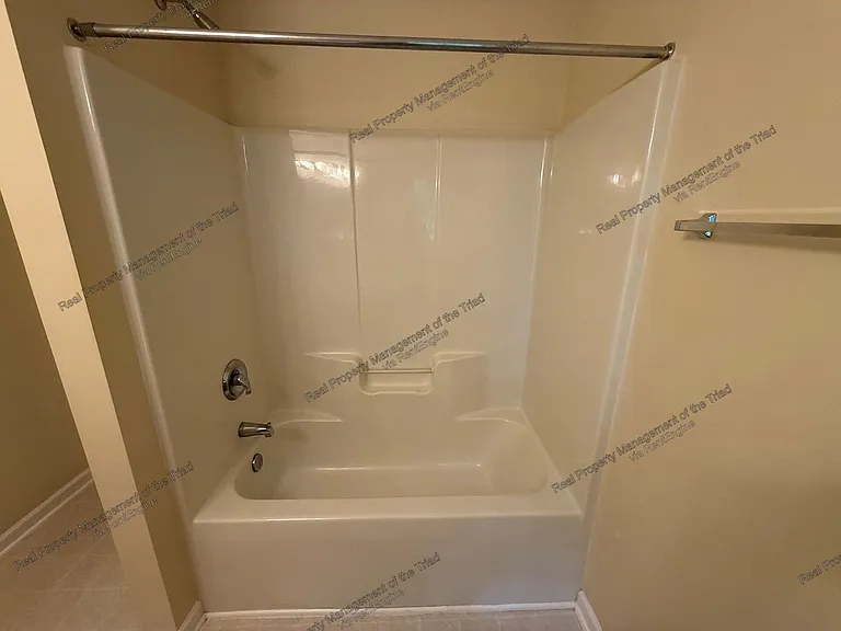 2 Sidney Marie Ct — Photo 14