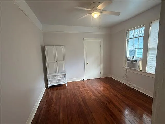310 Broadway St — Photo 8