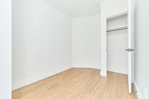 Rented by Living New York | media 12