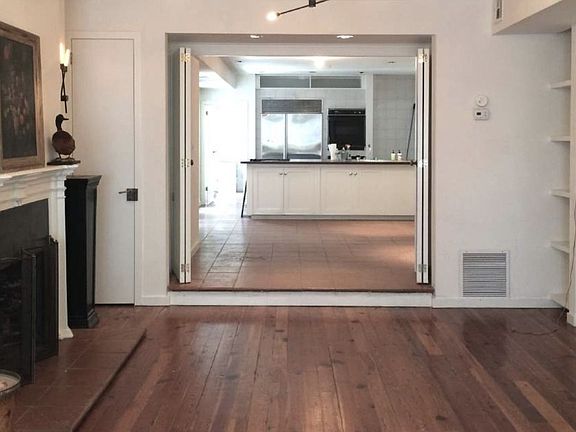 3rd image of 53 Wooster St #1