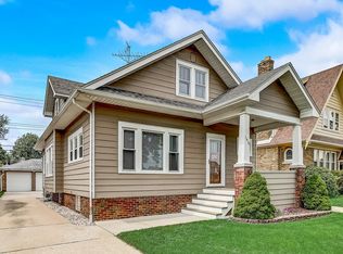 1418 Lathrop Ave, Racine, WI 53405