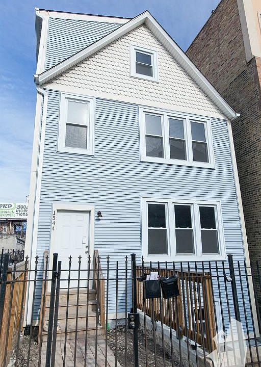 1st image of 1544 W Wabansia Ave #1F5