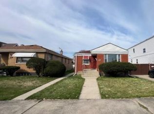 458 Rice Ave, Bellwood, IL 60104