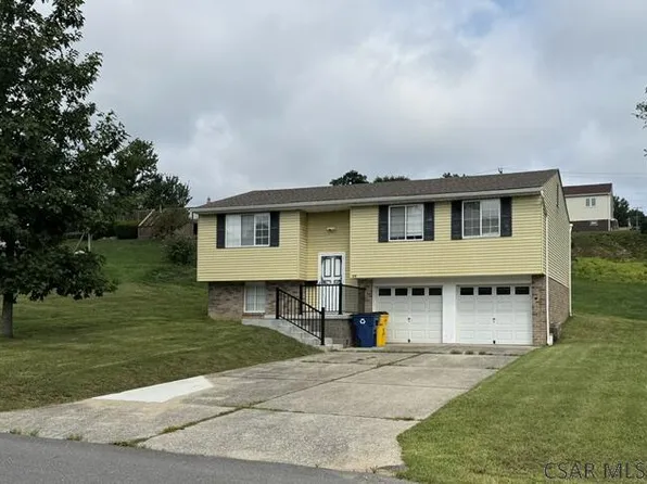 316 Owen Dr, Johnstown, PA 15904