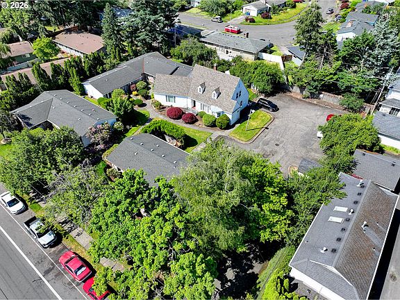 5th image of 1401 SE 130th Ave