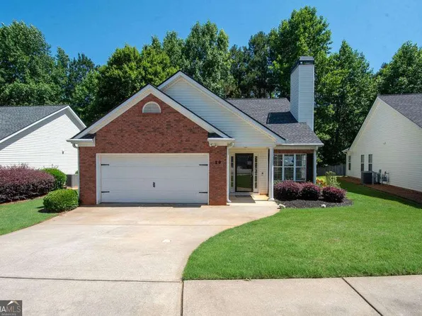 29 Riva Ridge Ln, Newnan, GA 30263