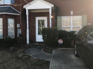 5535 Strathmoor Manor Cir, Lithonia, GA 30058