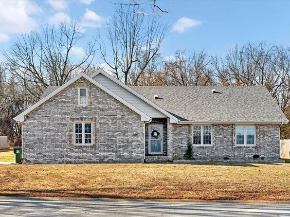 1407 Mary Lane, Aurora, MO 65605