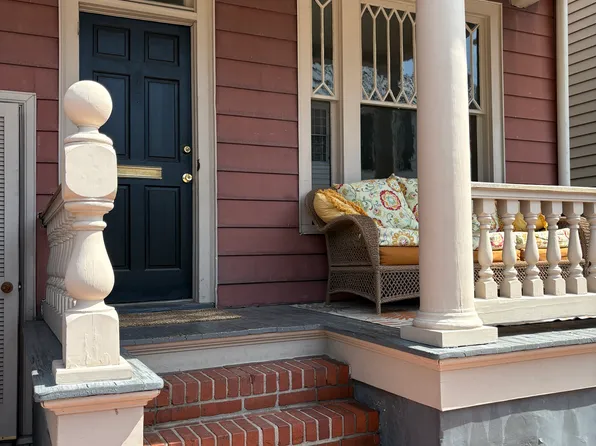 216 Glasgow St, Portsmouth, VA 23704