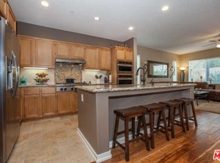 15 Brookside Way, Azusa, CA 91702