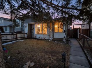 7840 20a St SE, Calgary, AB T2C 1Y5