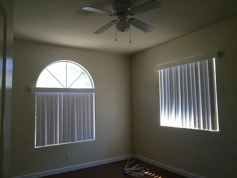 511 N Brand Blvd — Photo 8