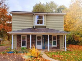 442 E Main St, Springport, MI 49284