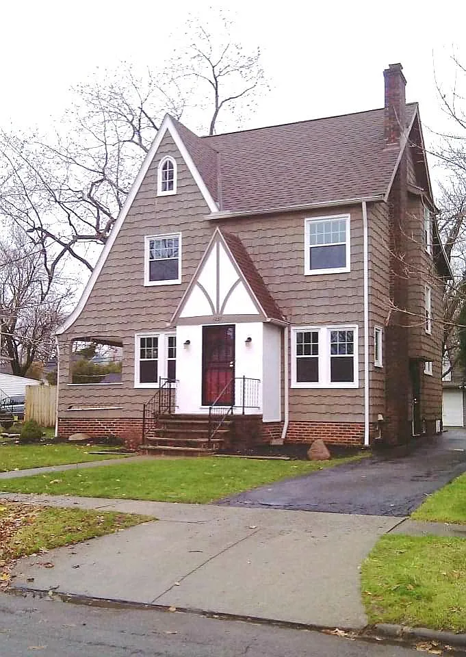 1237 Sylvania Rd photo 1