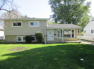 437 S Harvard Ave, Addison, IL 60101