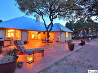 10 Long Bow Ln, Wimberley, TX 78676