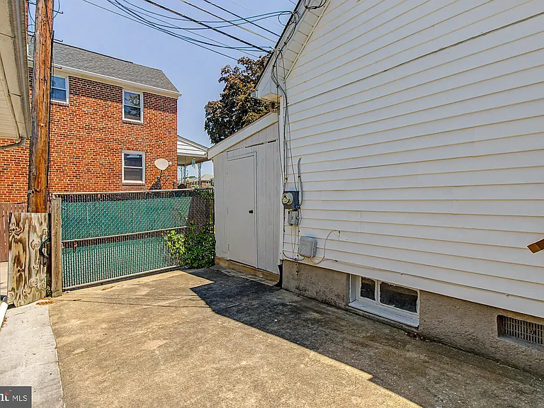 1329 Bethlehem Ave — Photo 39