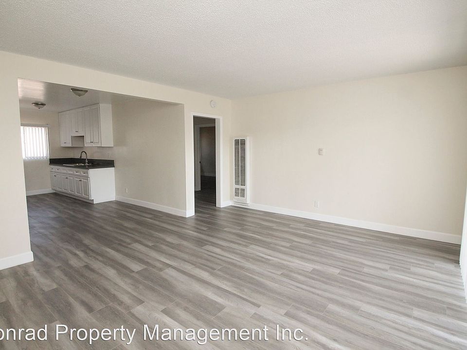 1st image of 943 Myrtle Ave APT 11