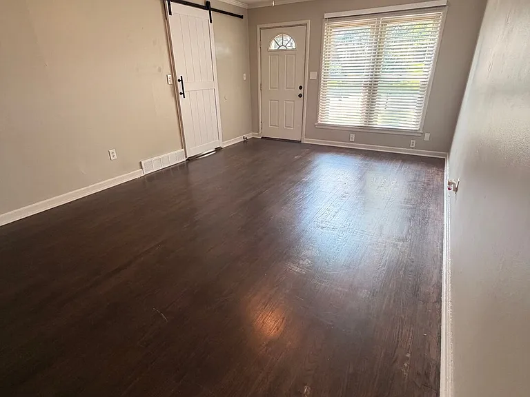 8106 N State Highway 9 — Photo 18