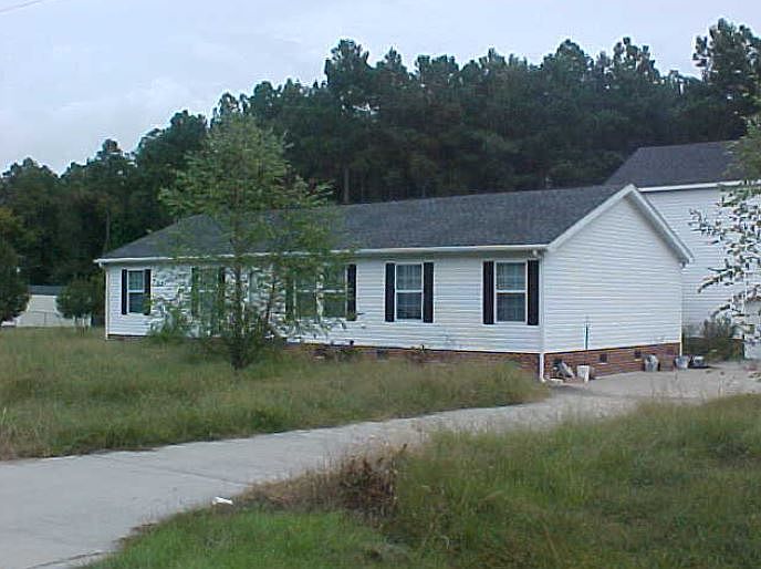 2nd image of 407 Cove Rd