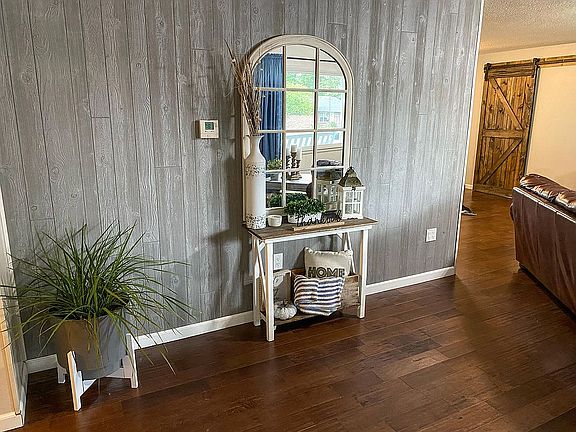 Entry Wall