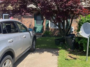 832 Ewing Dr, Westminster, MD 21158