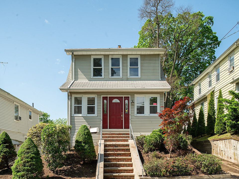 1st image of 123 Raymond Ave