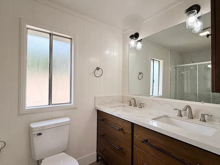 14352 Beach Blvd #15 — Photo 11