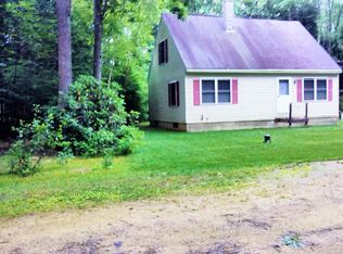 14 4th St, Templeton, MA 01468