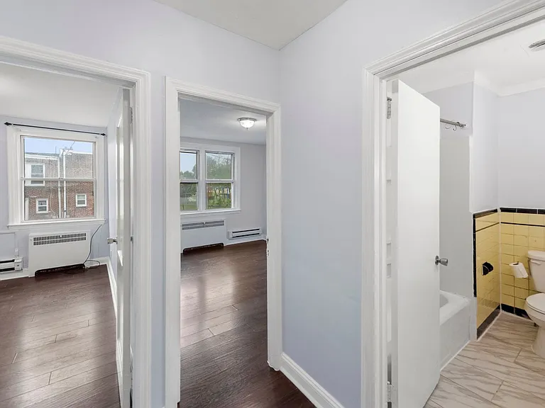 105 Saint Laurence Rd — Photo 15