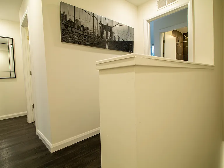 The King Apartments — Photo 65