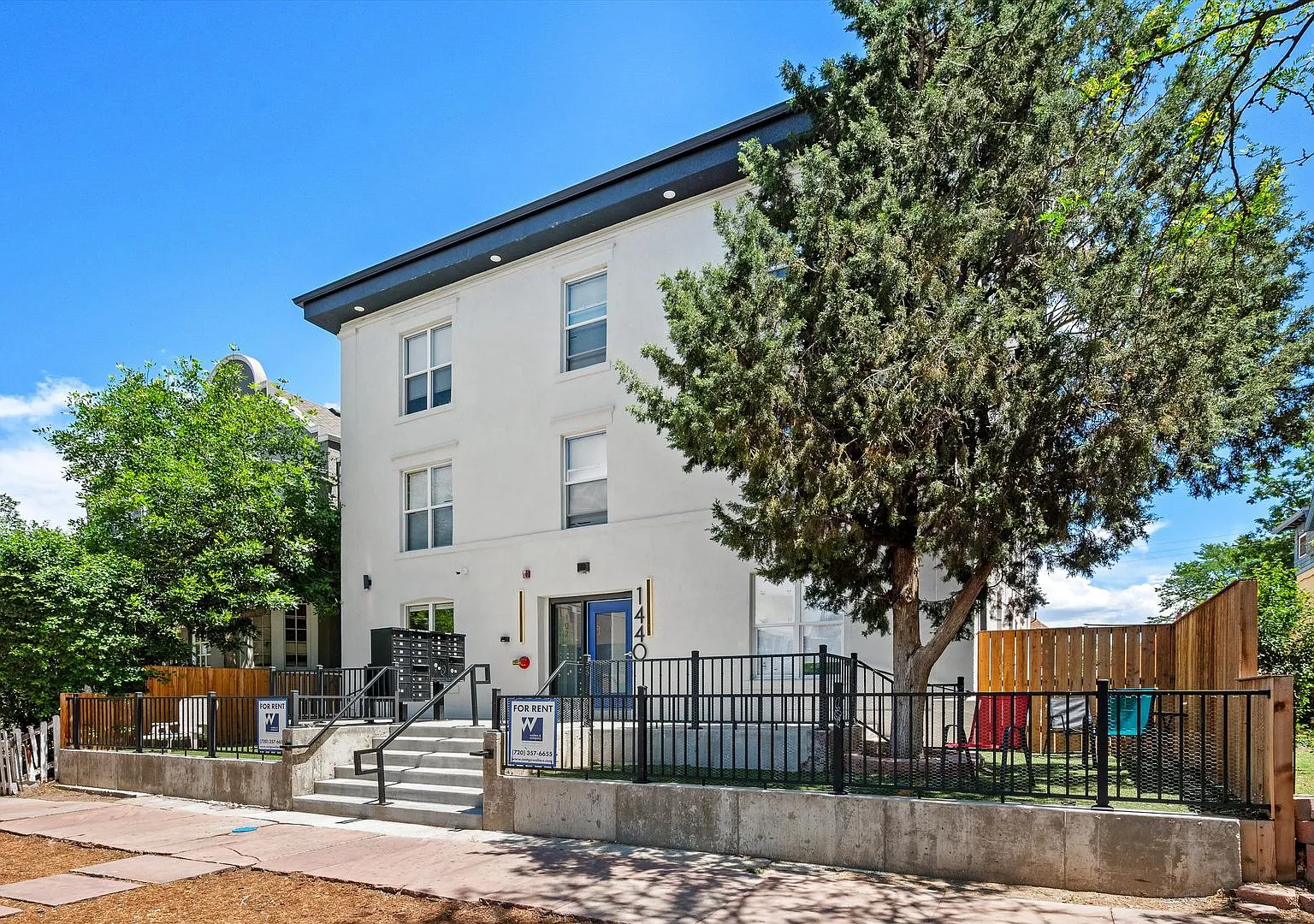 Modern Cap Hill Retreat with Historic Character — Photo 2