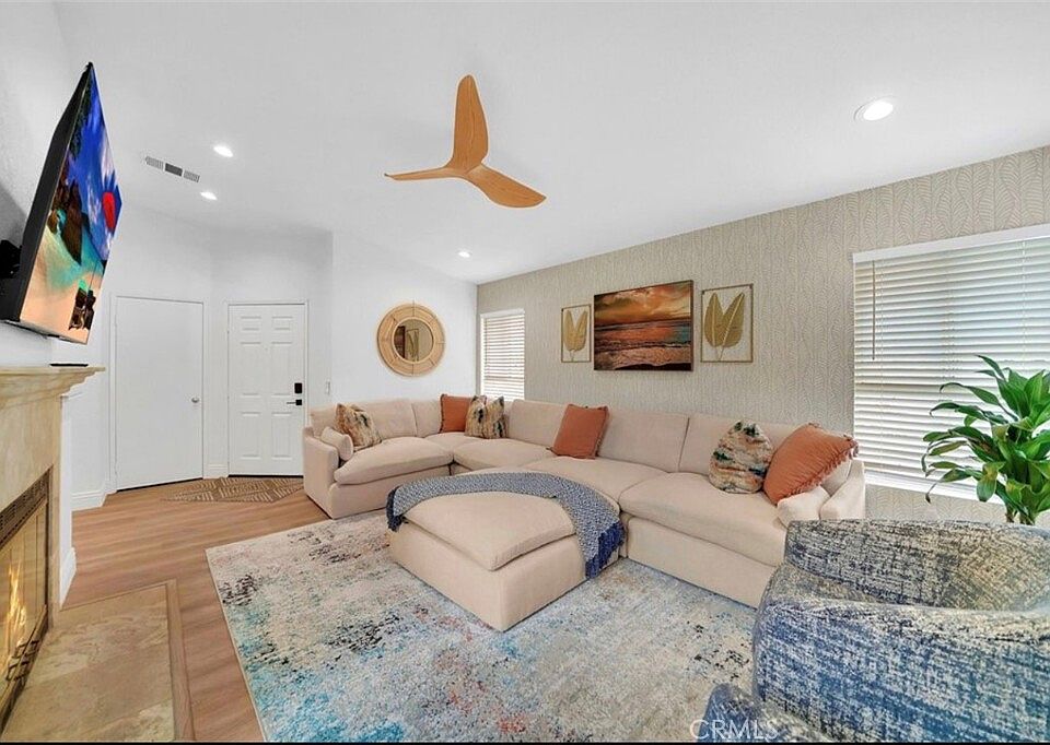 1st image of 70 Corniche Dr Unit H