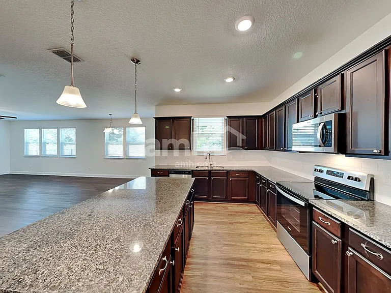 140 Windsong Acres Rd — Photo 4