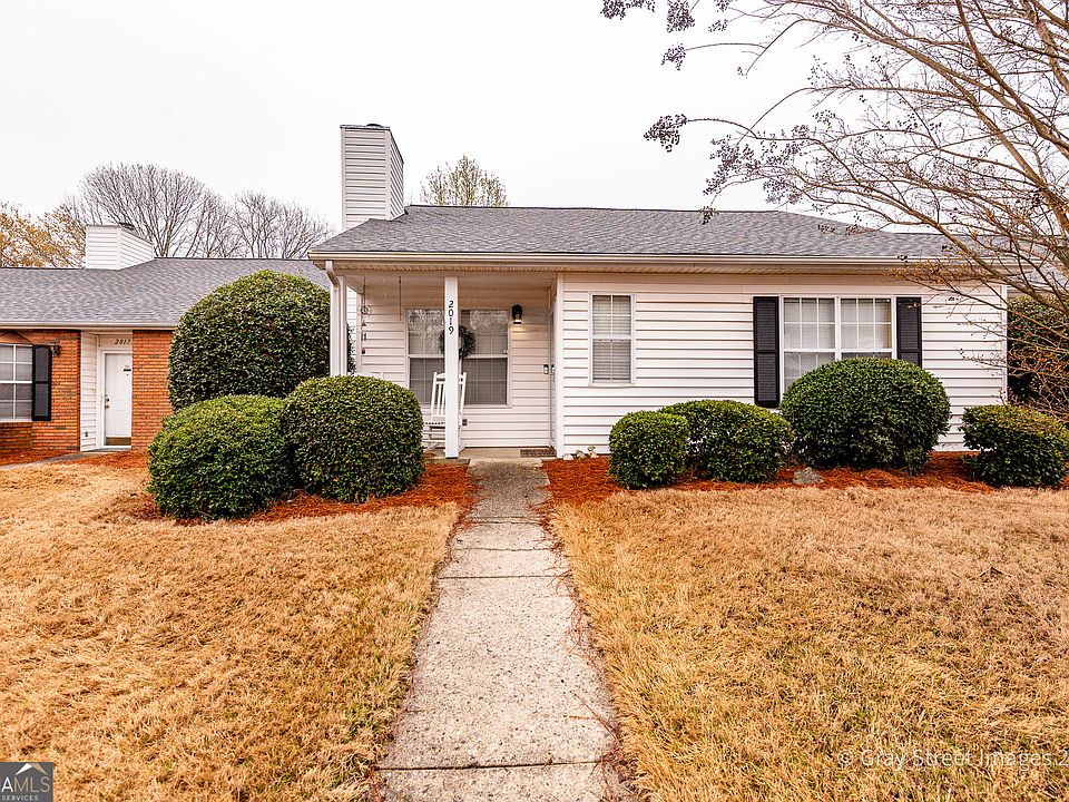 1st image of 2019 Shields Rd #8