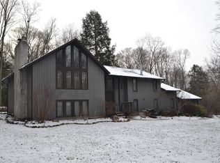 4308 Balcomb Mill Cir, Syracuse, NY 13215