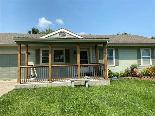 614 N Grove St, Kearney, MO 64060
