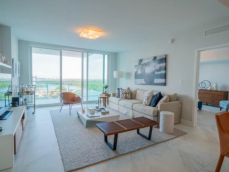 400 Sunny Isles Blvd #1402 — Photo 23