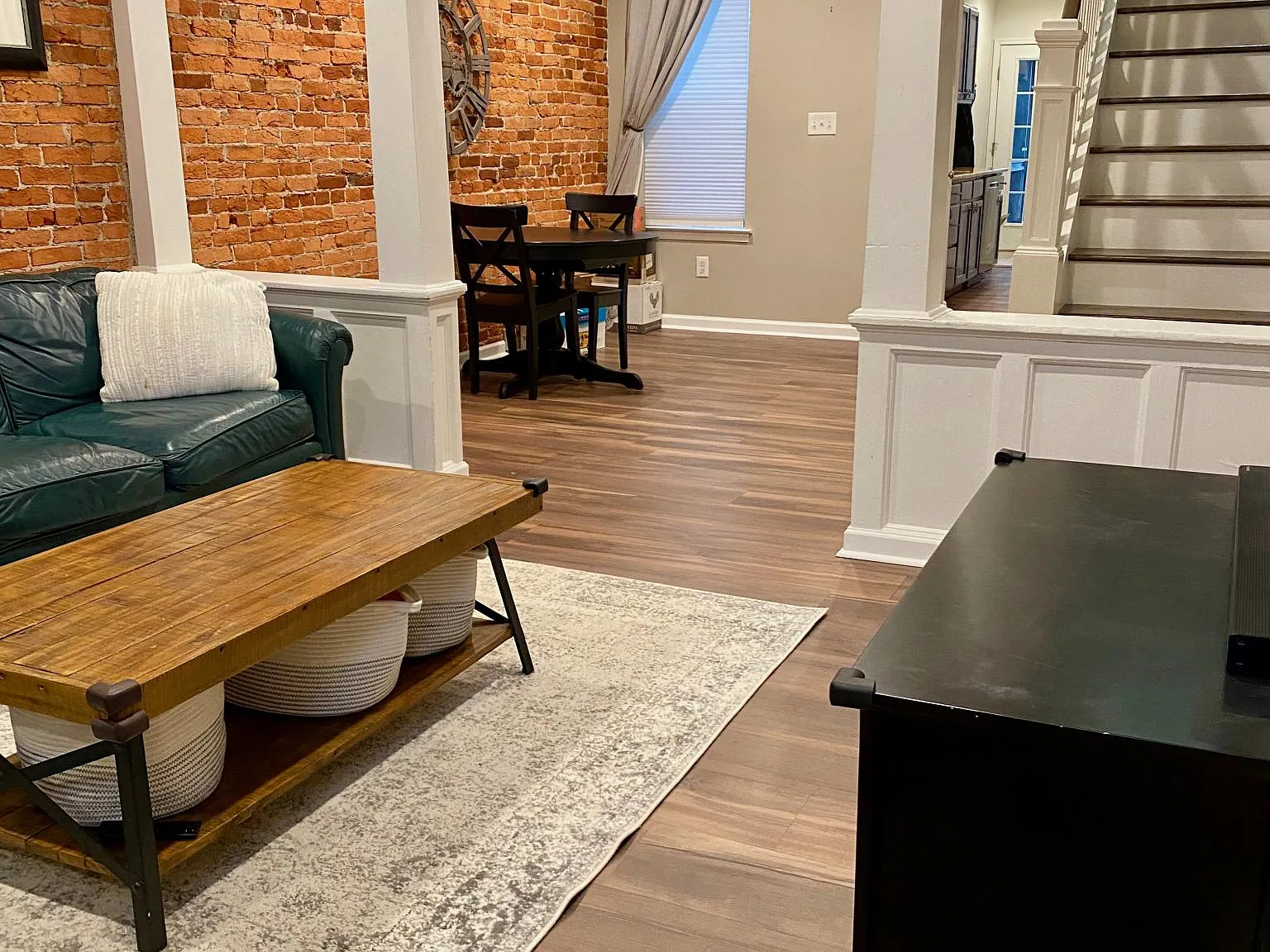 4 bed, 2.5 bath, 1844 sqft, $3,400 — Photo 3